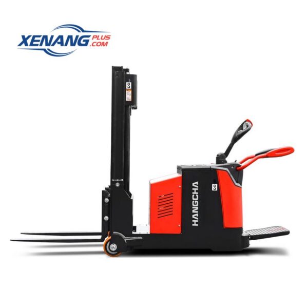 Xe nâng stacker