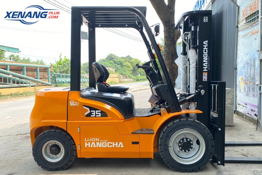 Xe nâng điện 3.5 tấn được định hướng sử dụng trong các môi trường công nghiệp hiện đại
